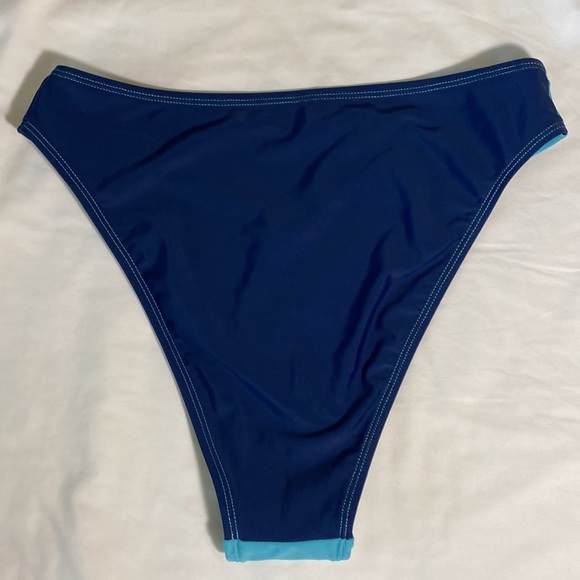 Cupshe Wrap Bralette Bikini Set - Picture 6 of 6